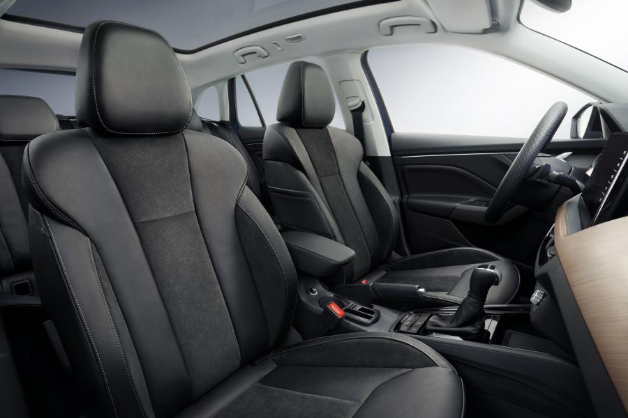 Интерьер Skoda Scala 2019 года  (WW) (фото 29 из 78)